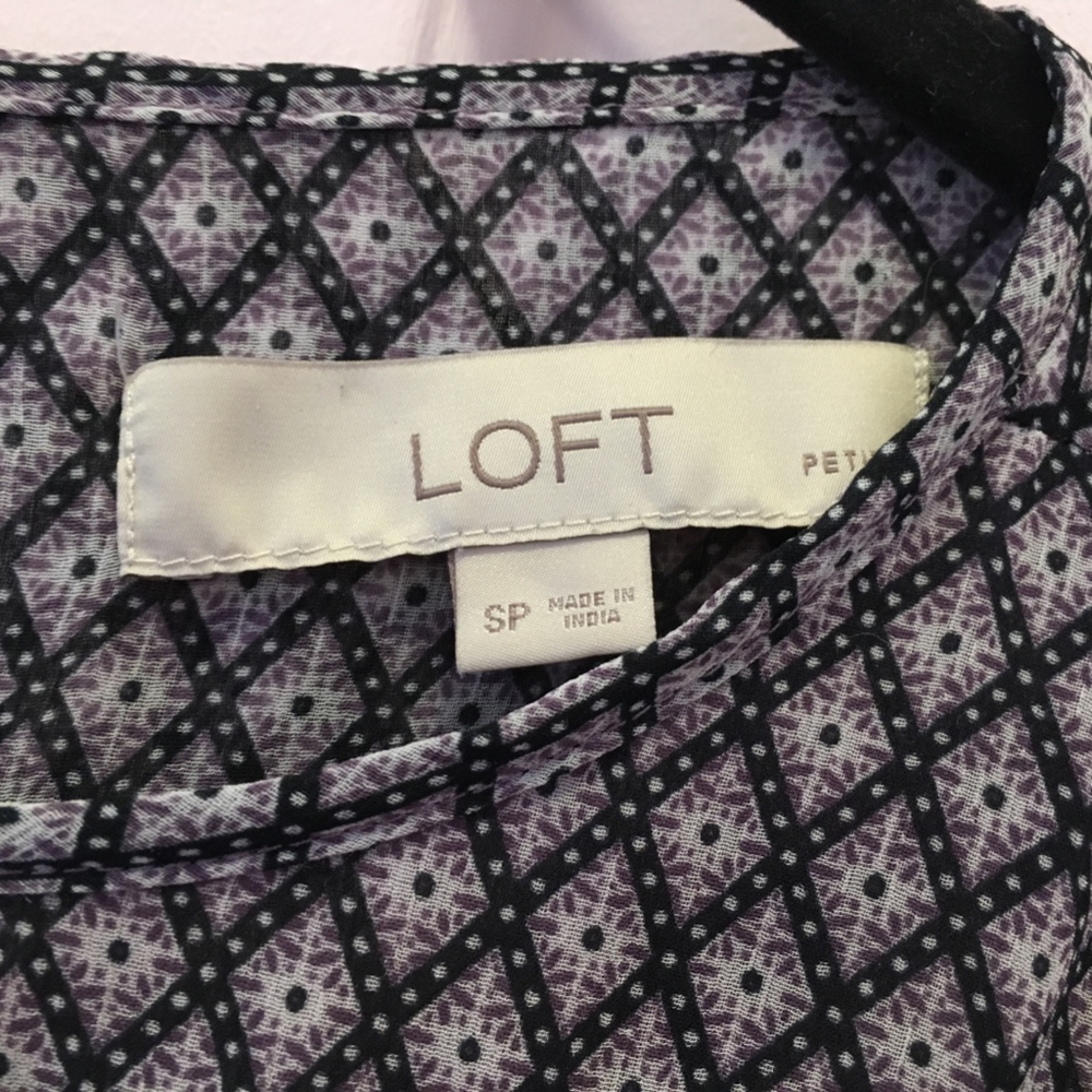 Ann Taylor Loft Petite Top - Picture 5 of 8